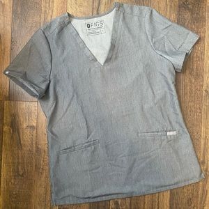 FIGS Casma Three Pocket Scrub Top